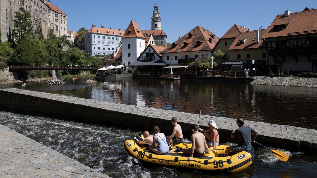 V Česku opět padaly teplotní rekordy, bylo až 26 stupňů, tedy letní den